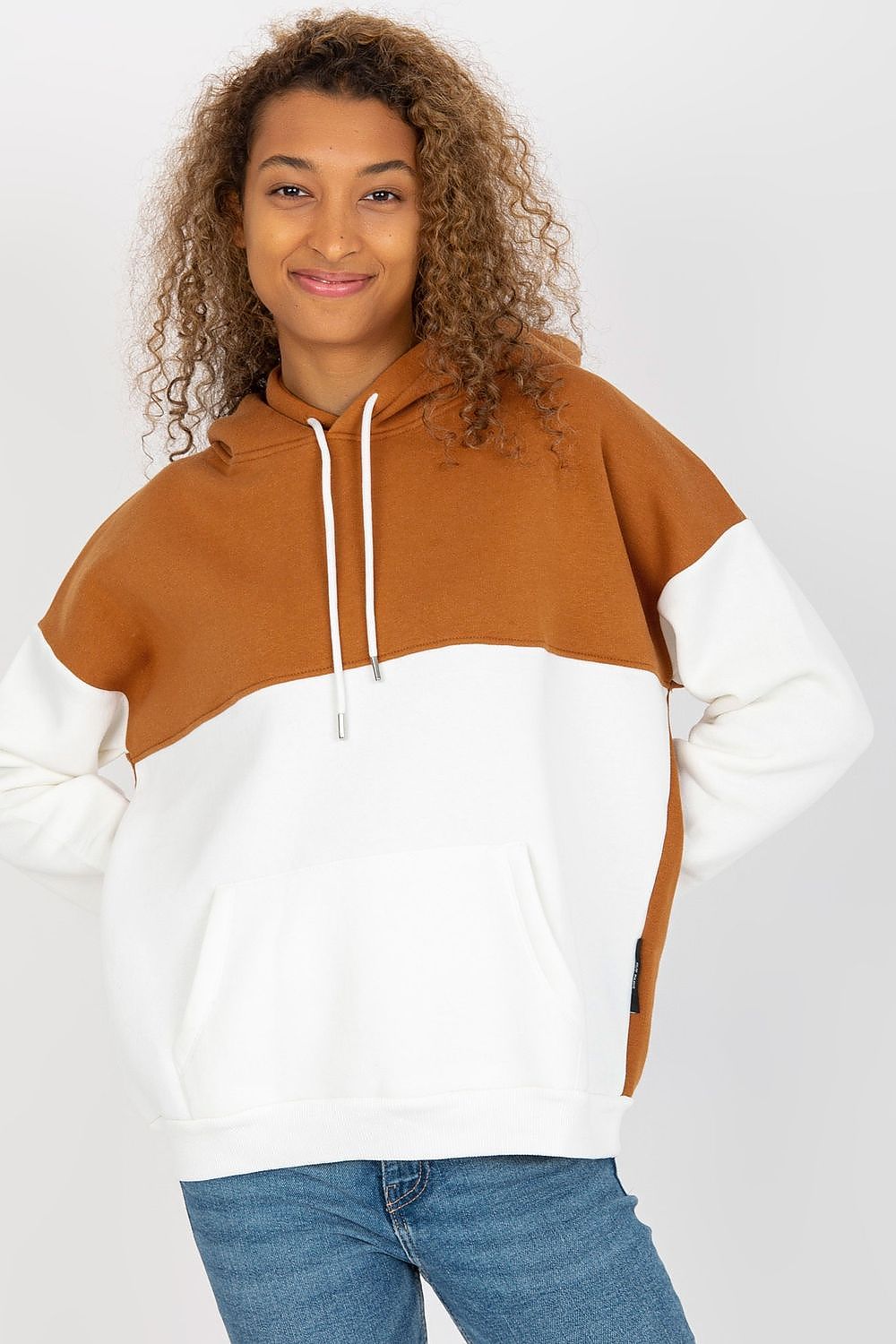 Sweatshirt model 172508
